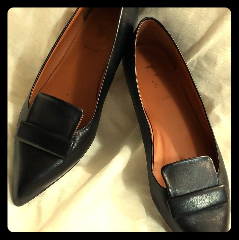 K.Spin point flats leather black size 10